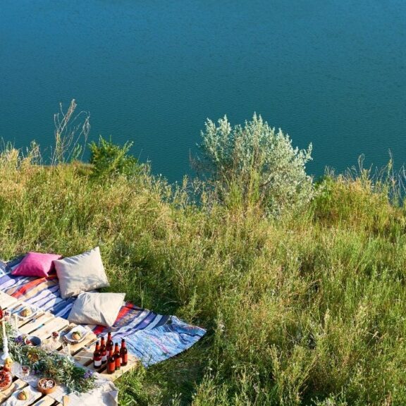 Picnic Checklist: What to Pack, Prep, and Plan
